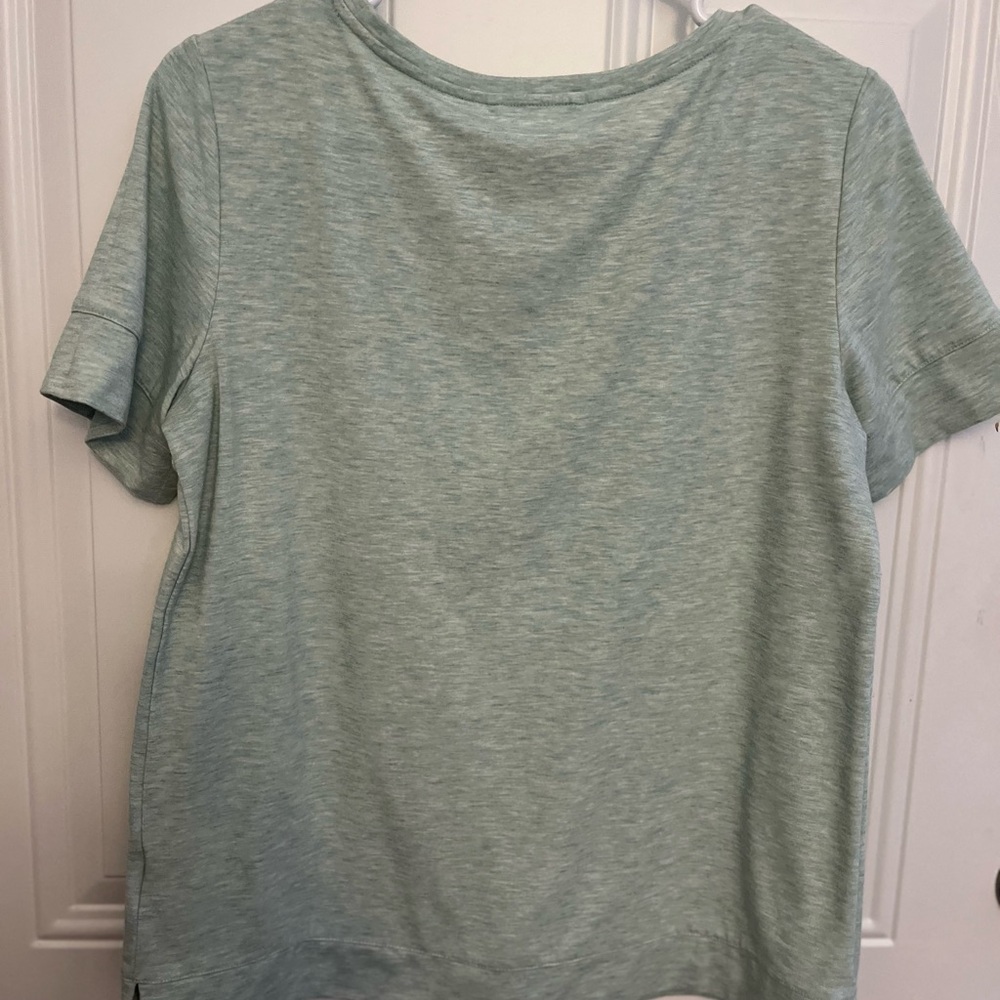 Lands’ End short sleeve XS/ light green heavyweight pullover T-shirt - Picture 3 of 4